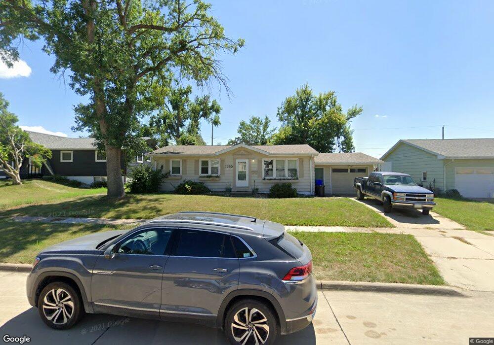 1385 G Ave, Marion, IA 52302 - photo 1