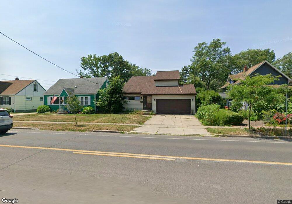 686 Nash Rd, North Tonawanda, NY 14120 - photo 1