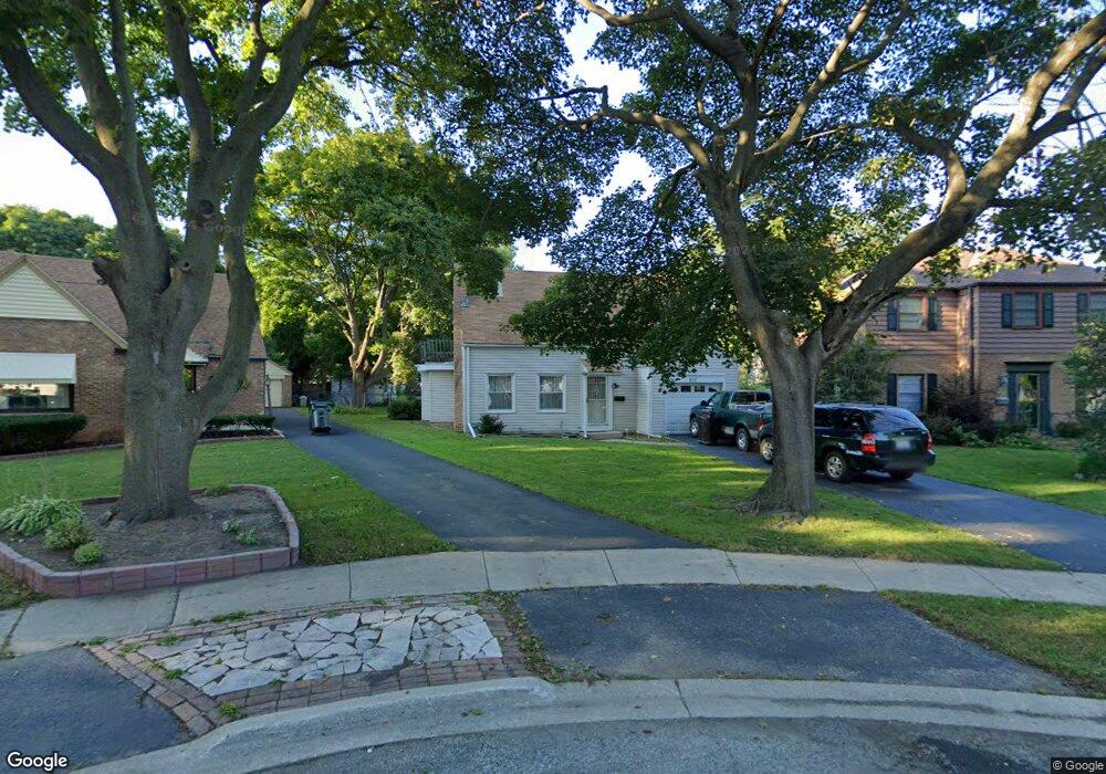 912 Fairfield Ct, Waukegan, IL 60085 - photo 1