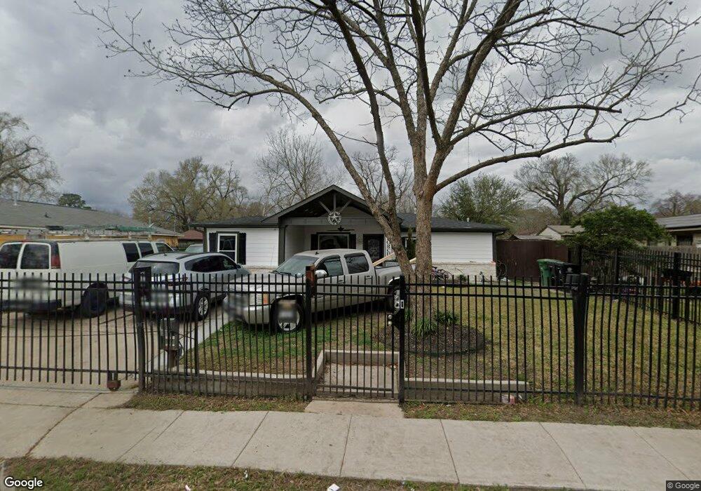 6308 Beekman Rd, Houston, TX 77021 - photo 1