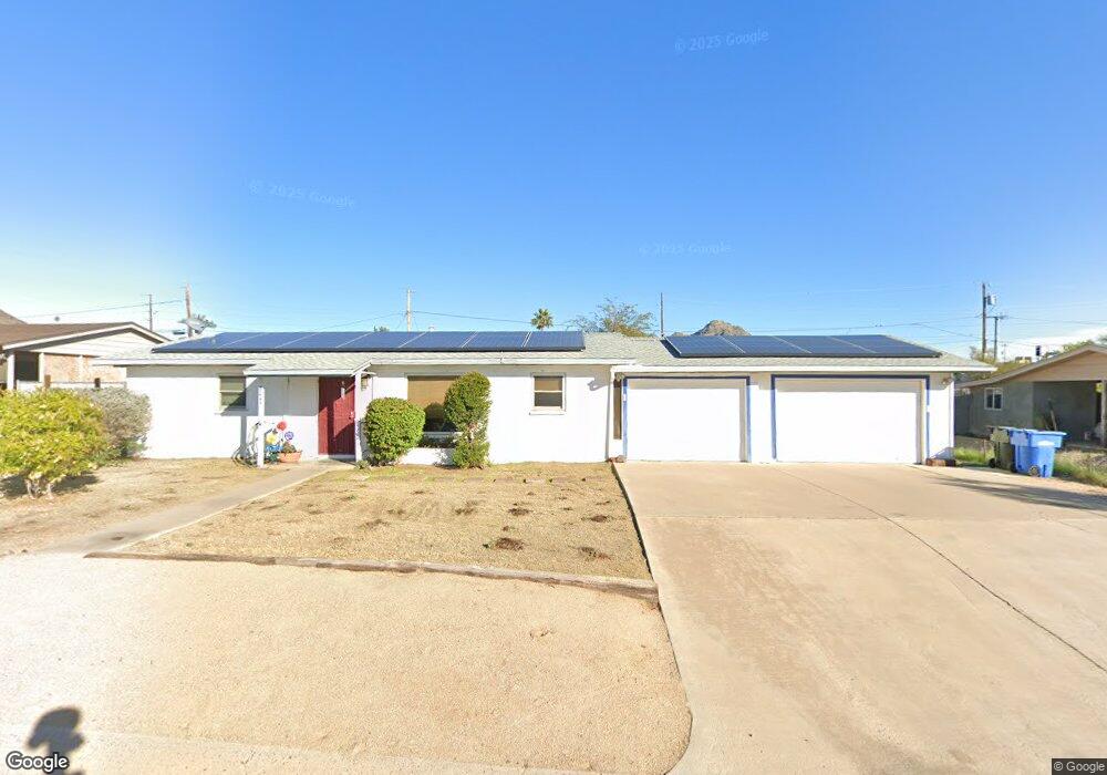 8045 N 11th Place, Phoenix, AZ 85020 - photo 1