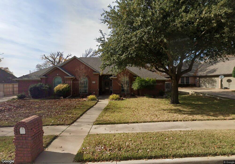 8309 Thornhill Dr, North Richland Hills, TX 76182 - photo 1