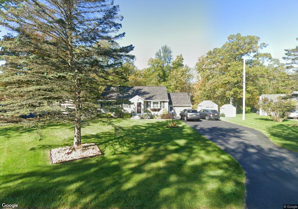 821 Whitney Dr, Schenectady, NY 12309 - photo 1