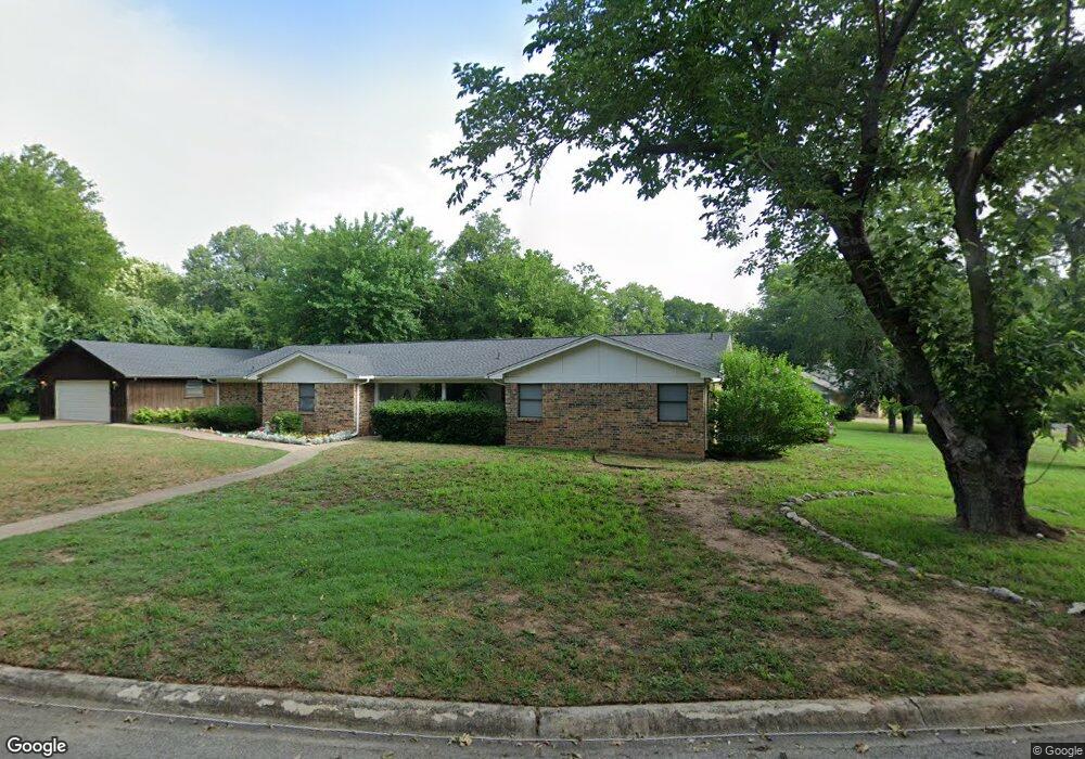 207 Jean Dr, Springtown, TX 76082 - photo 1