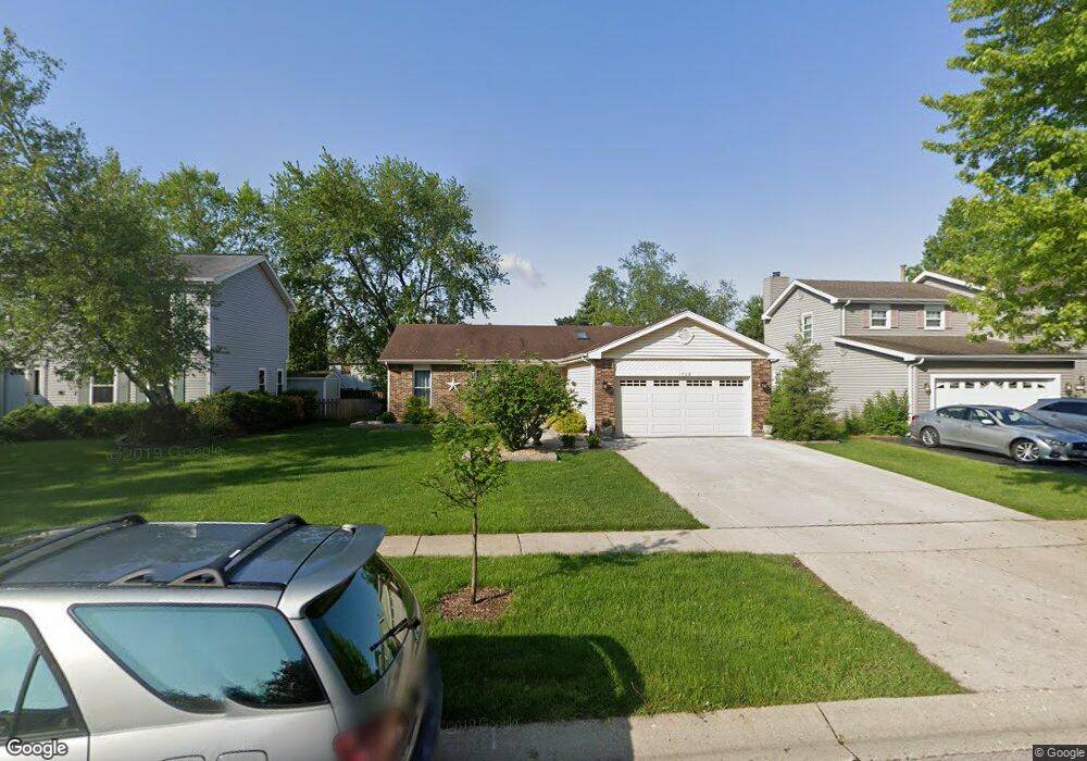 1709 Thorneapple Ln, Algonquin, IL 60102 - photo 1