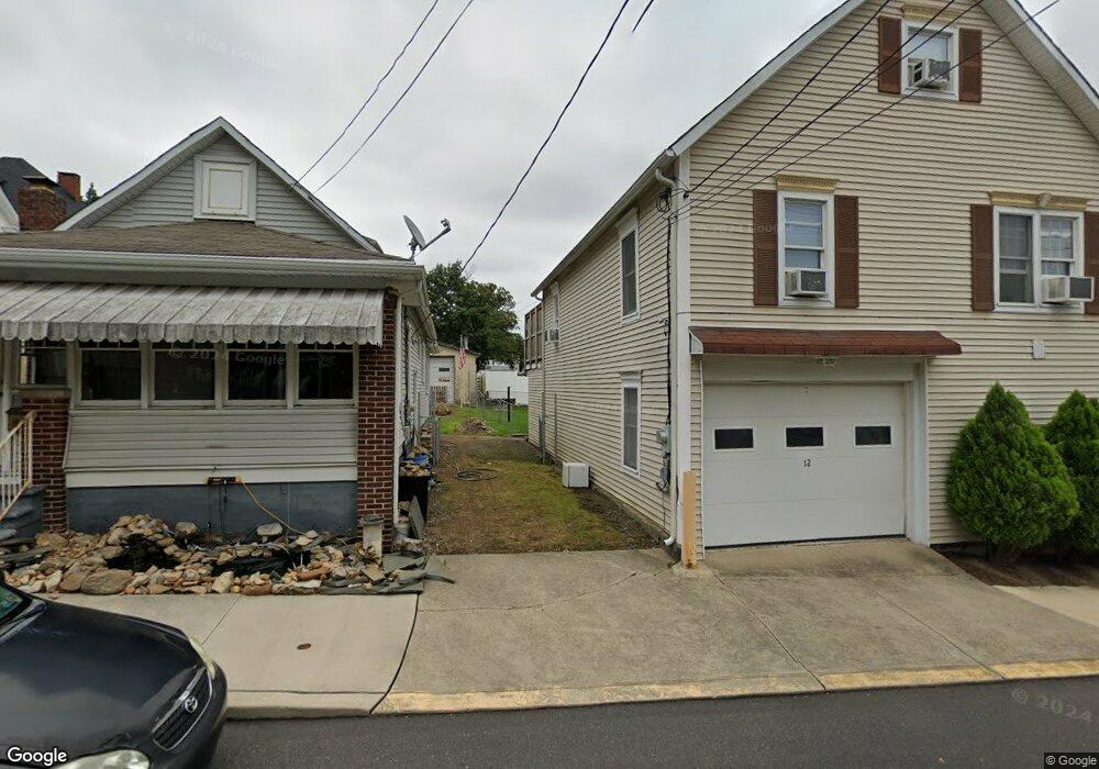 12 C St, Pen Argyl, PA 18072 - photo 1