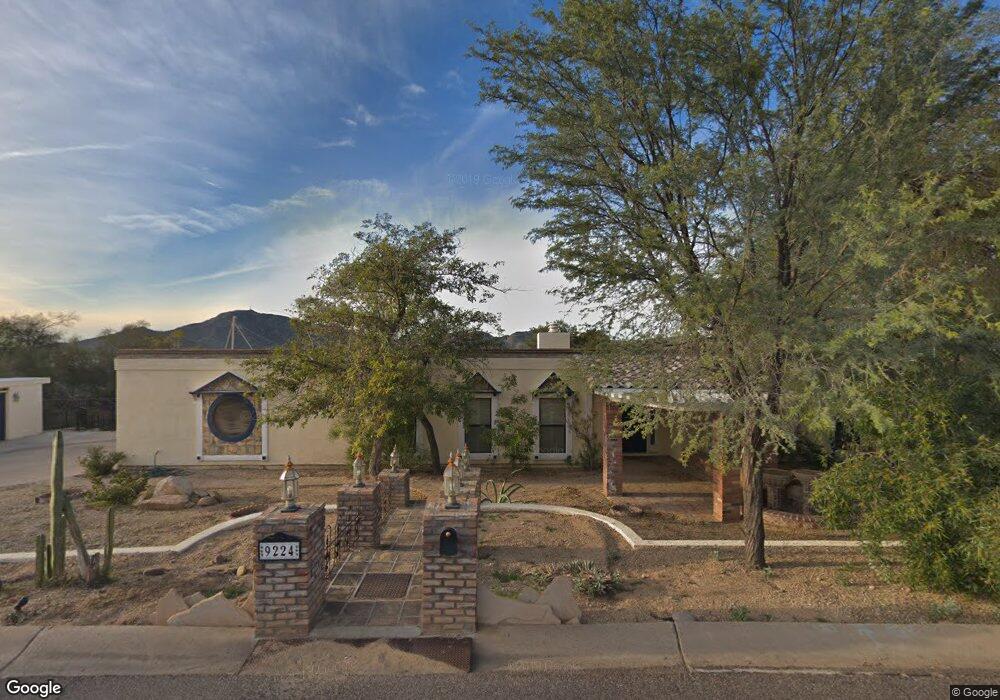 9224 N 16th Place, Phoenix, AZ 85020 - photo 1