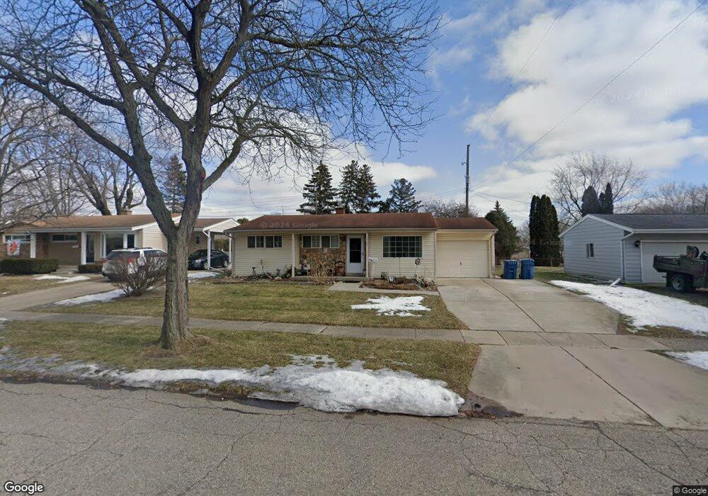 829 Tamarac Dr, Davison, MI 48423 - photo 1