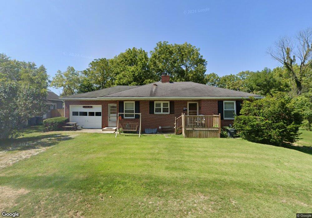 102 N Adams St, Sheridan, IN 46069 - photo 1