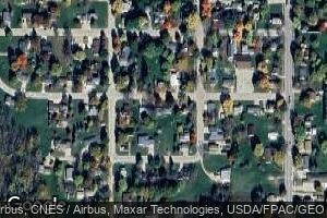 203 W 7th St, Riceville, IA 50466