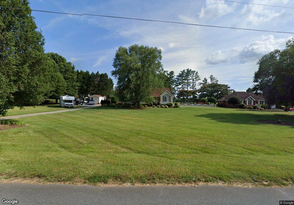 2630 Hayfield Dr, Asheboro, NC 27205 - photo 1