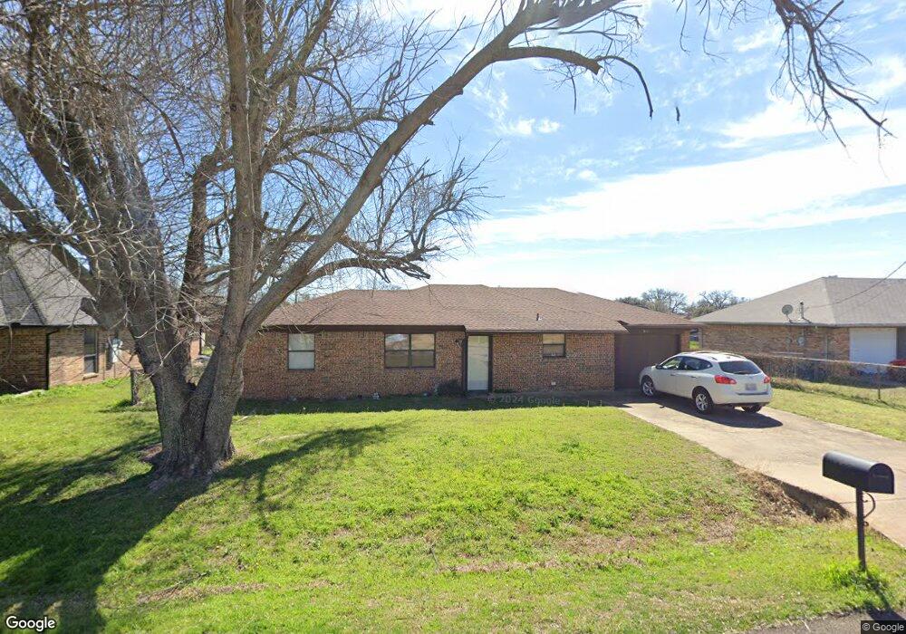 3911 Country Meadows Rd, Granbury, TX 76049 - photo 1