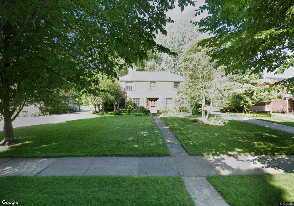 781 Trombley Rd, Grosse Pointe Park, MI 48230 - photo 1