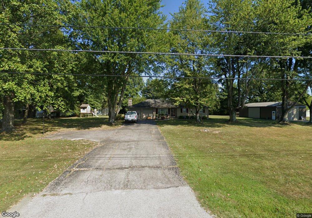 1940 W Deaver Rd, Columbus, IN 47201 - photo 1