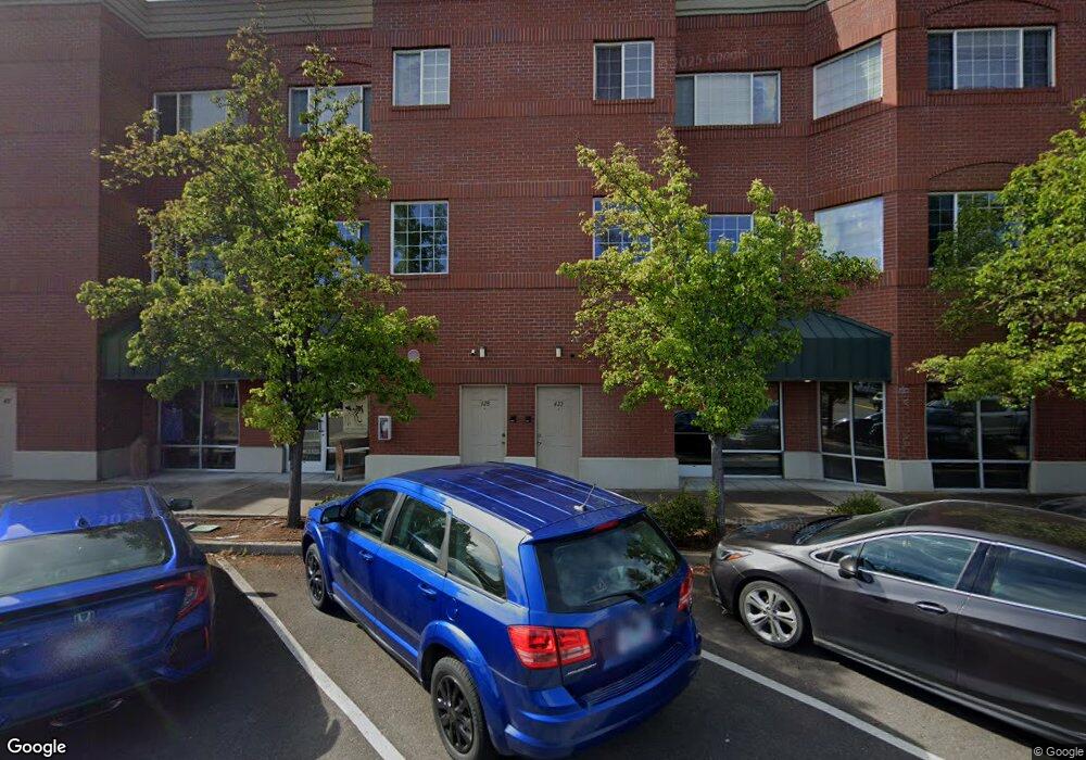 425 Oak St, Central Point, OR 97502 - photo 1