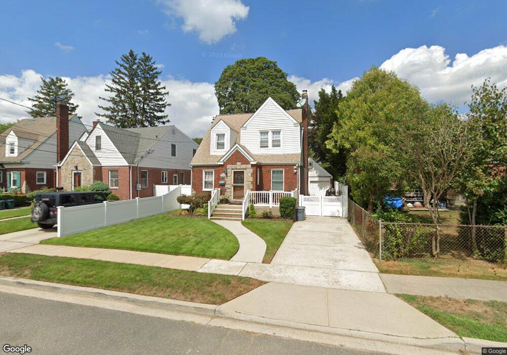 222 Marshall Ave, West Hempstead, NY 11552 - photo 1