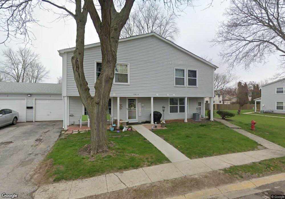 1321 N Glen Cir unit C, Aurora, IL 60506 - photo 1