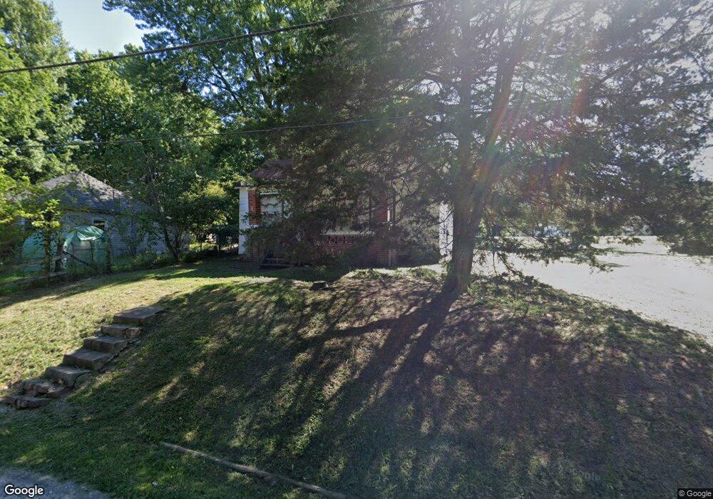 232 Hedges Ave, Moberly, MO 65270 - photo 1