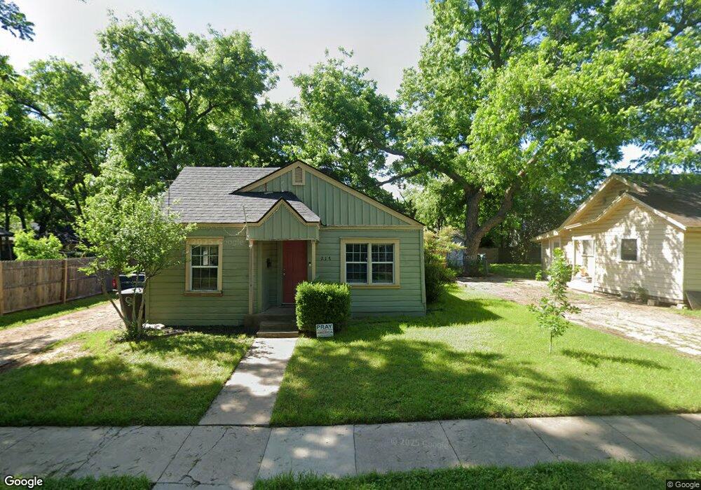 217 W Willingham St, Cleburne, TX 76033 - photo 1