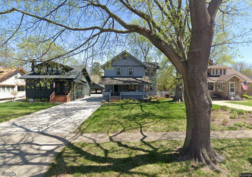 1333 44th St, Des Moines, IA 50311 - photo 1