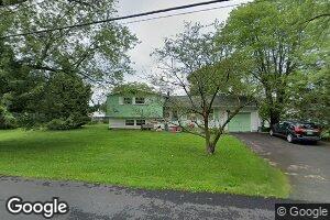 23 Marshall Dr W, New Windsor, NY 12553