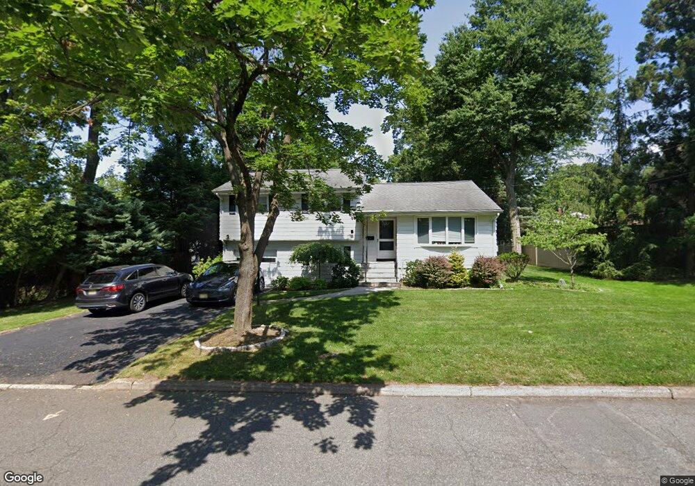 38 Cranford Place, Cresskill, NJ 07626 - photo 1