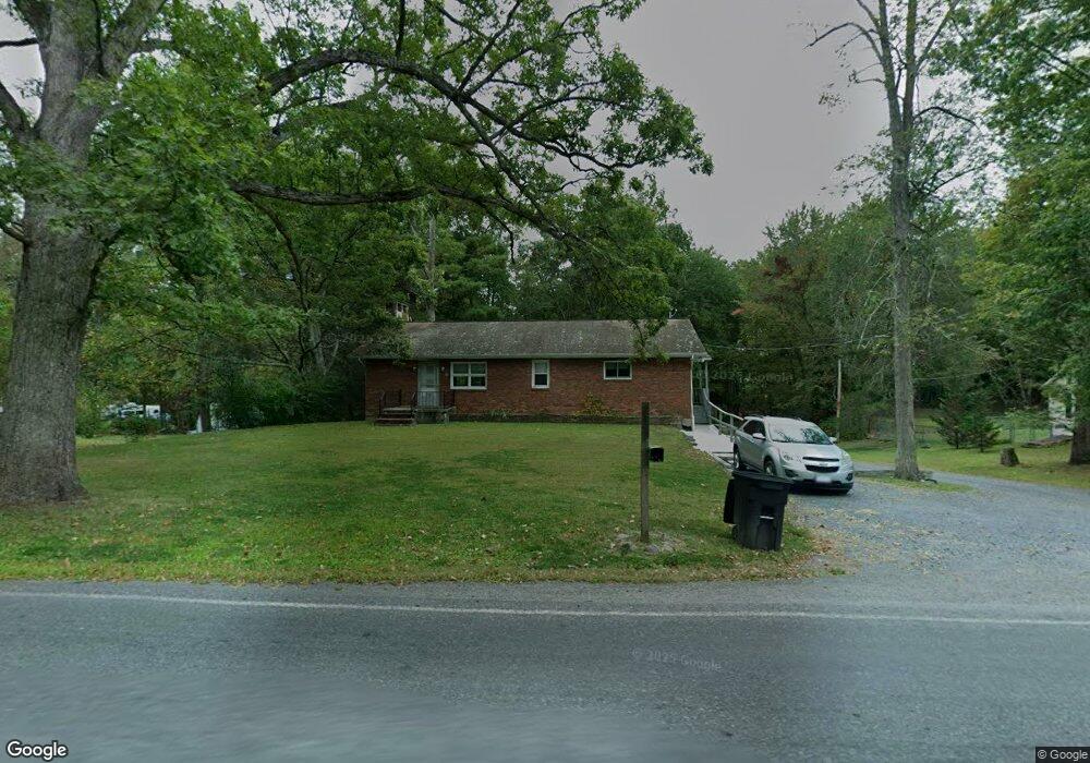 239 Pensyl Creek Rd, Stroudsburg, PA 18360 - photo 1