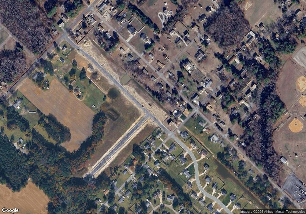 306 Pointers Dr, West Point, VA 23181 - photo 1