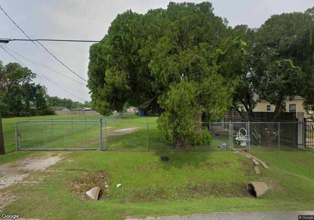 7717 Peachtree St, Houston, TX 77016 - photo 1