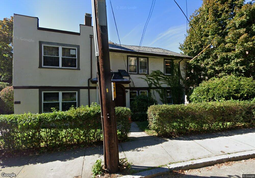 302 Tappan St unit 3, Brookline, MA 02445 - photo 1