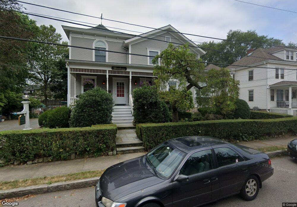 81 Gibbs Ave, Newport, RI 02840 - photo 1