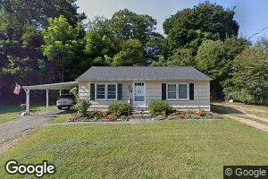 69 Riverview Ave, Deep River, CT 06417