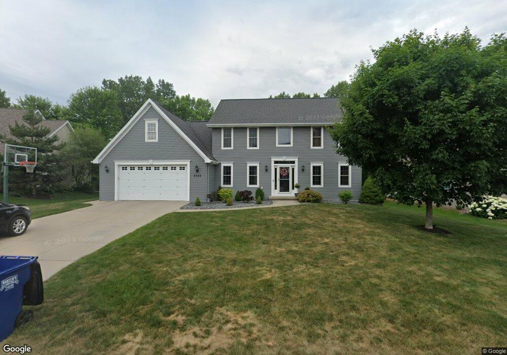 2020 E Higgins Hill, de Pere, WI 54115 - photo 1