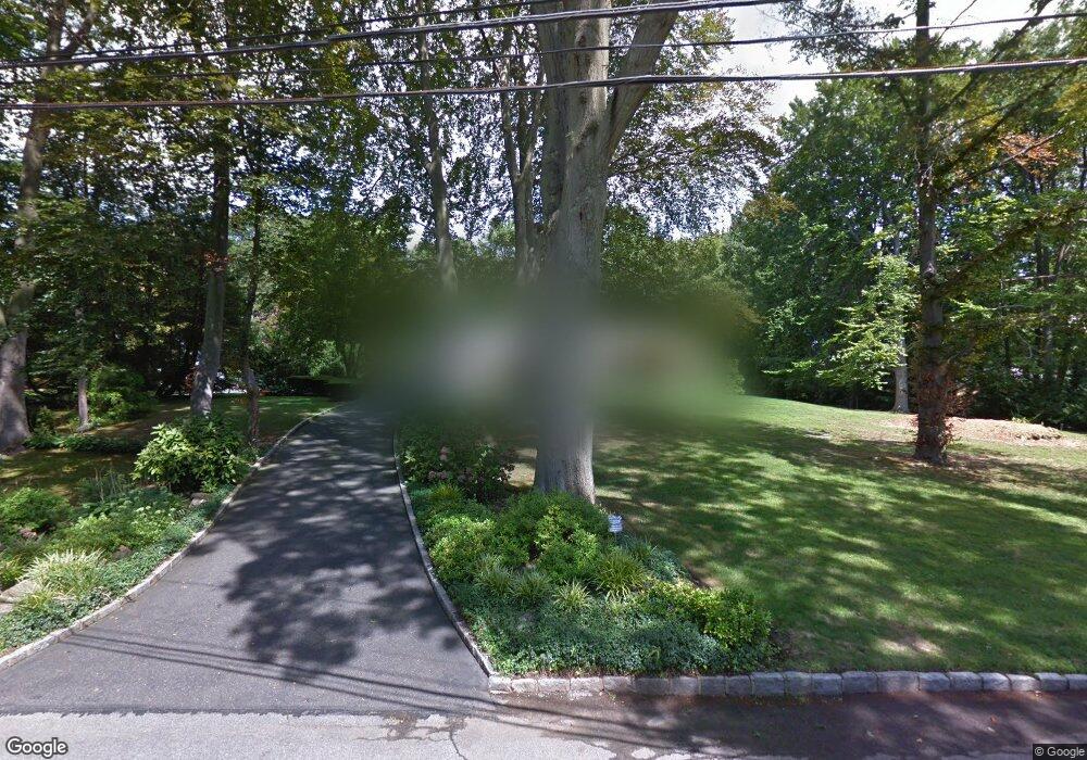 6 Old Estate Rd, Glen Cove, NY 11542 - photo 1