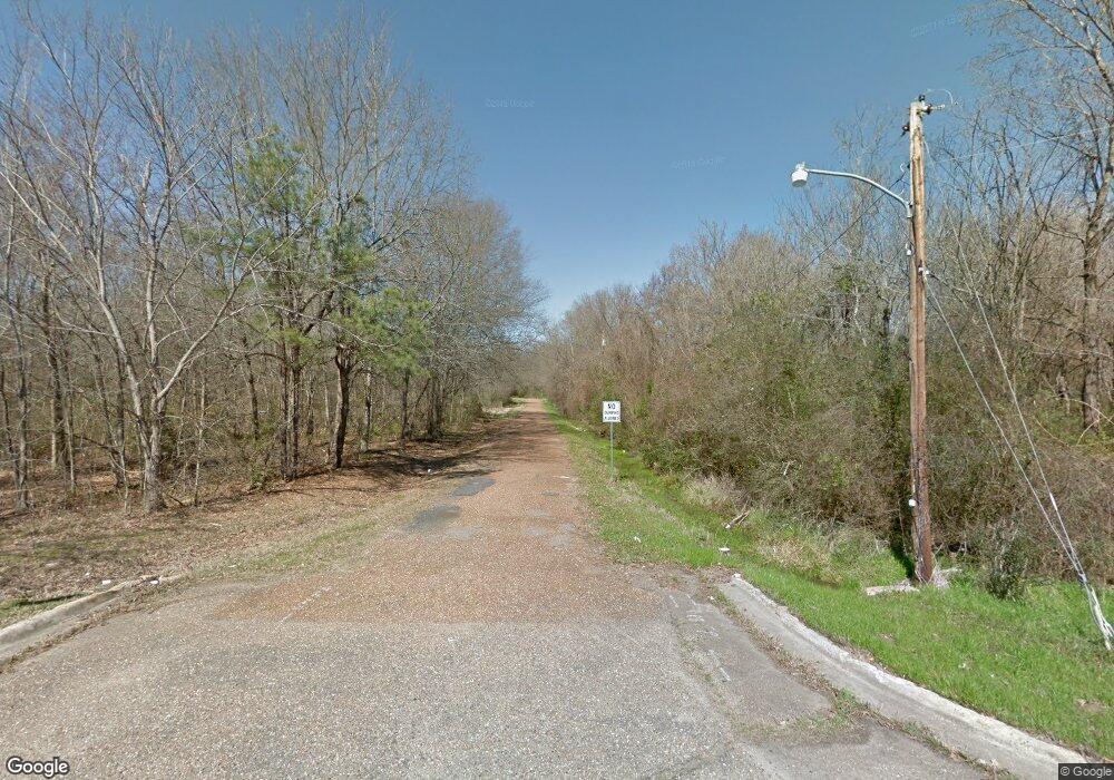 1302 N Ann St, Texarkana, TX 75501 - photo 1