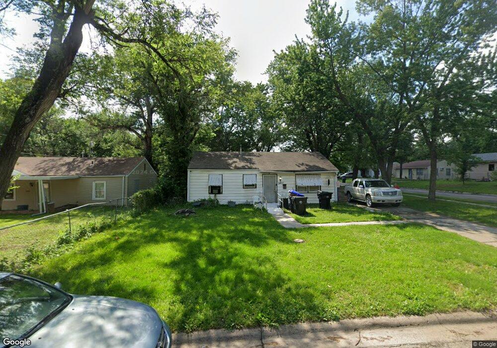 3421 SE Bryant St, Topeka, KS 66605 - photo 1