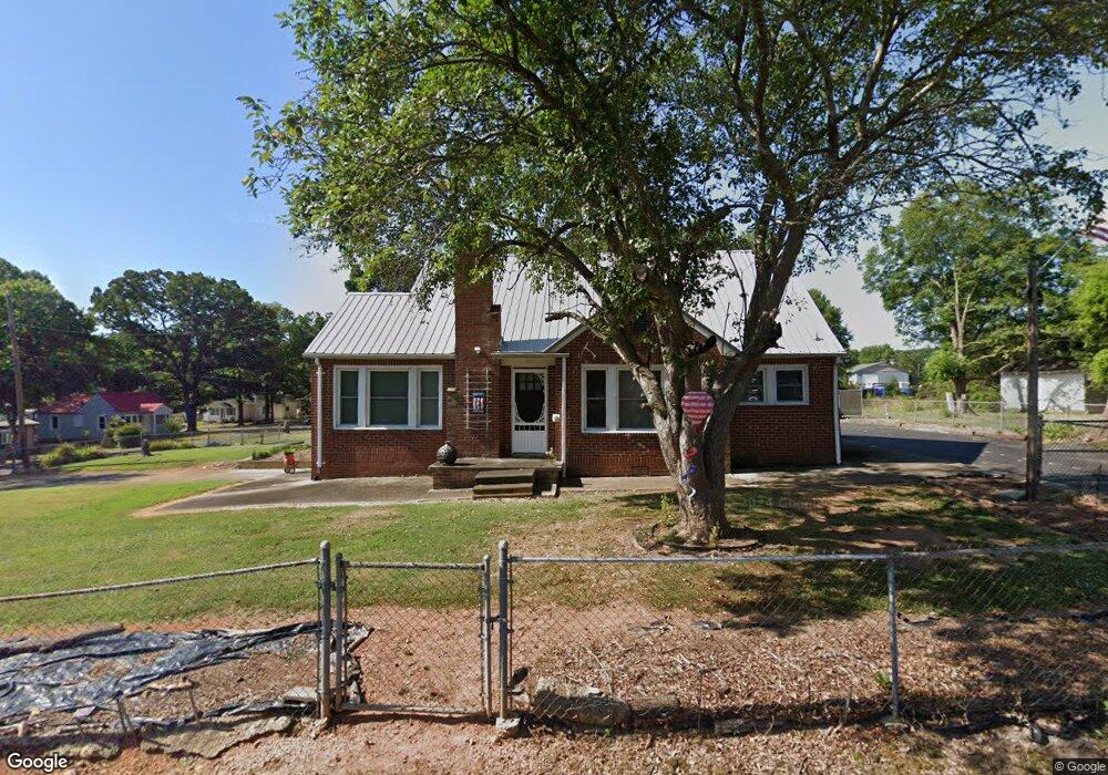 114 Simpson Ave, Asheboro, NC 27203 - photo 1