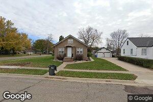 1020 Maple St, Hull, IA 51239