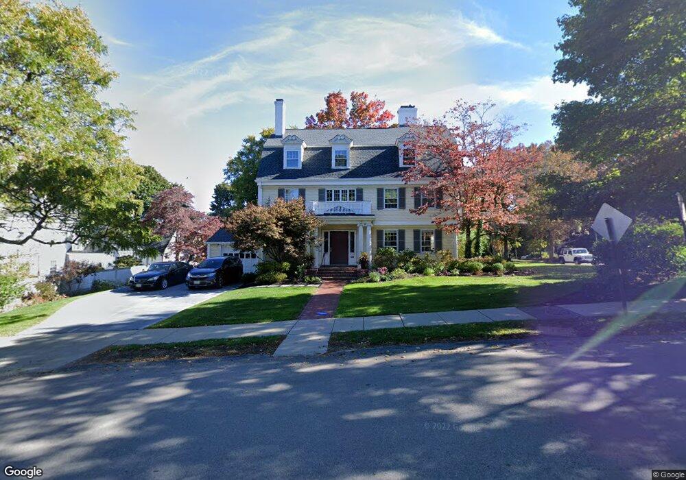 207 Fisher Ave, Brookline, MA 02445 - photo 1