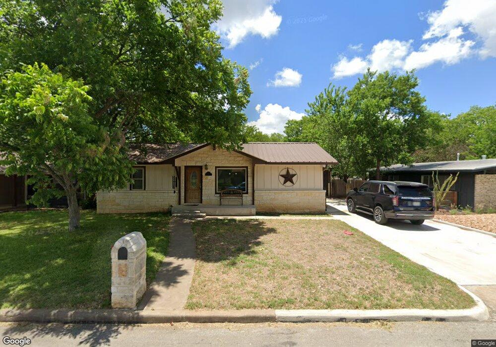 205 W Mulberry St, Fredericksburg, TX 78624 - photo 1