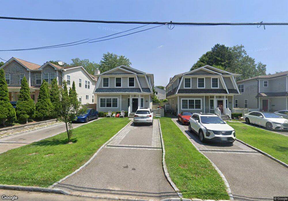 30A Dunes Ln unit Front, Port Washington, NY 11050 - photo 1