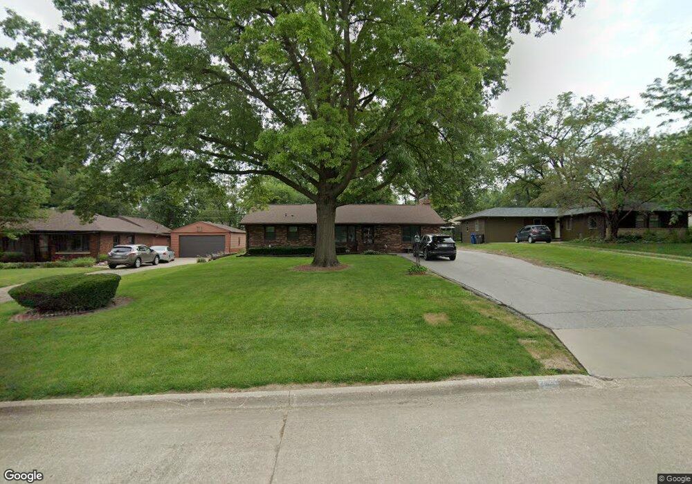 5427 SW 18th St, Des Moines, IA 50315 - photo 1