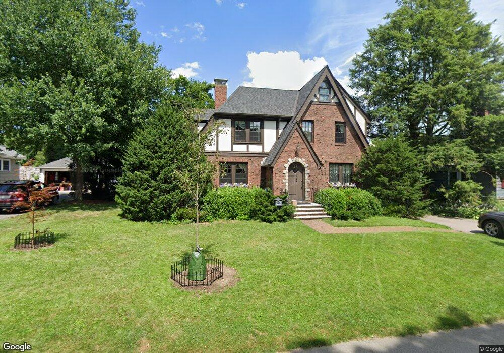 24 Appleby Rd, Wellesley, MA 02482 - photo 1