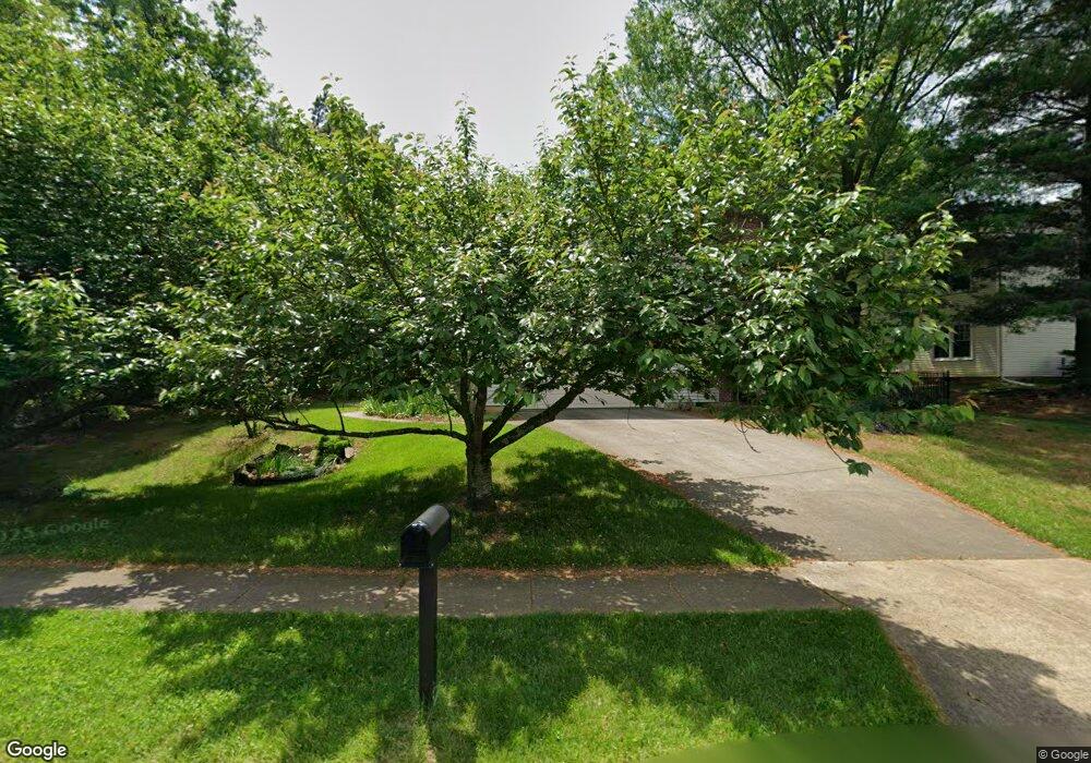 8201 Labbe Ln, Vienna, VA 22182 - photo 1