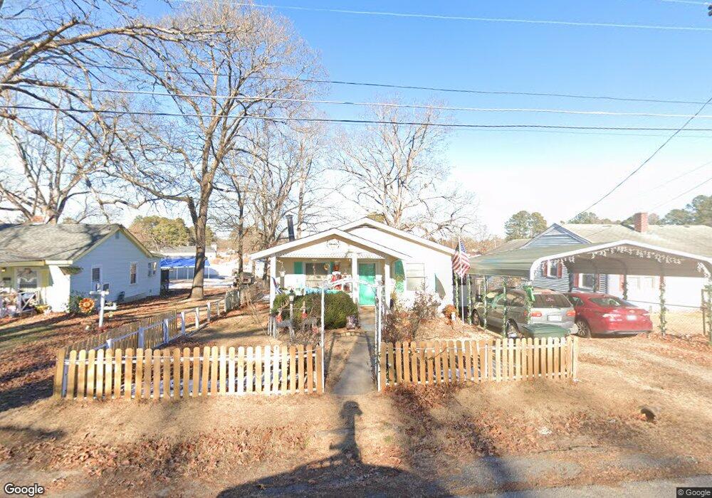 1414 Hurley St, Roanoke Rapids, NC 27870 - photo 1