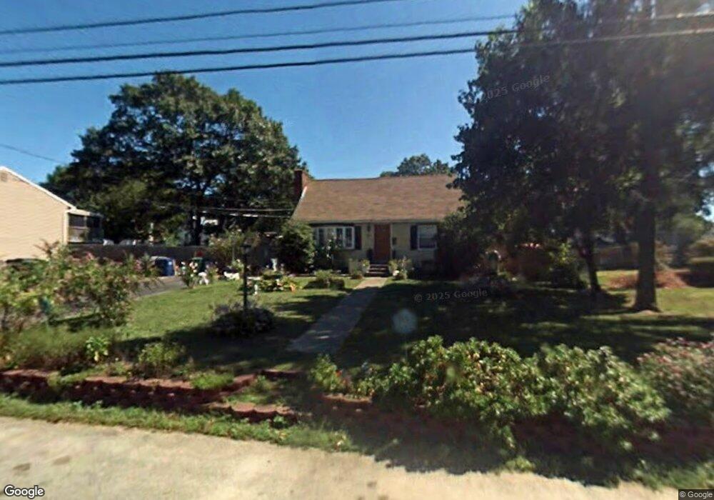 60 Reynolds Ave, Warwick, RI 02889 - photo 1