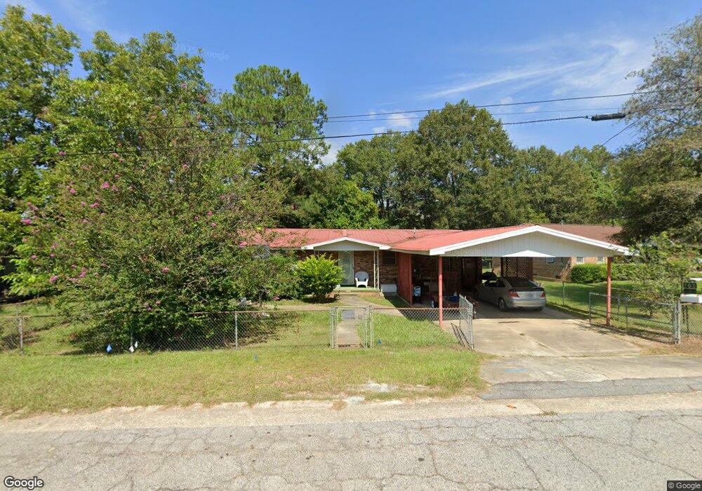 703 Kimbrough St, Douglas, GA 31533 - photo 1