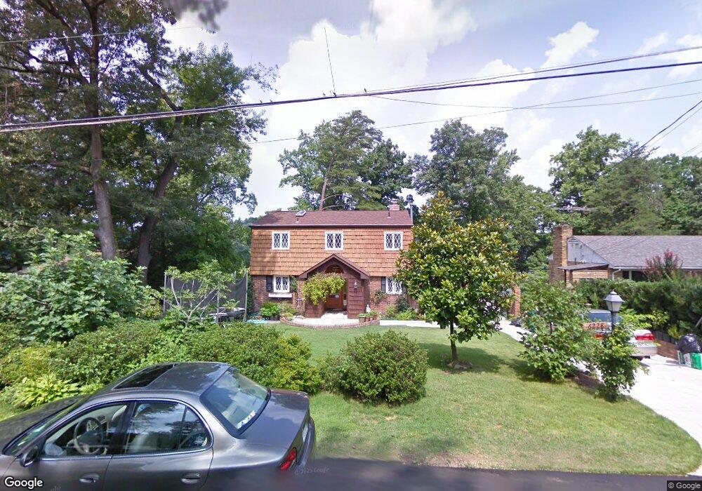 6228 Lakeview Dr, Falls Church, VA 22041 - photo 1