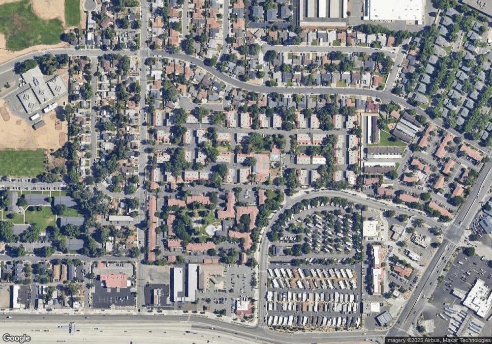 418 Orlando Ct, Sparks, NV 89431 - photo 1