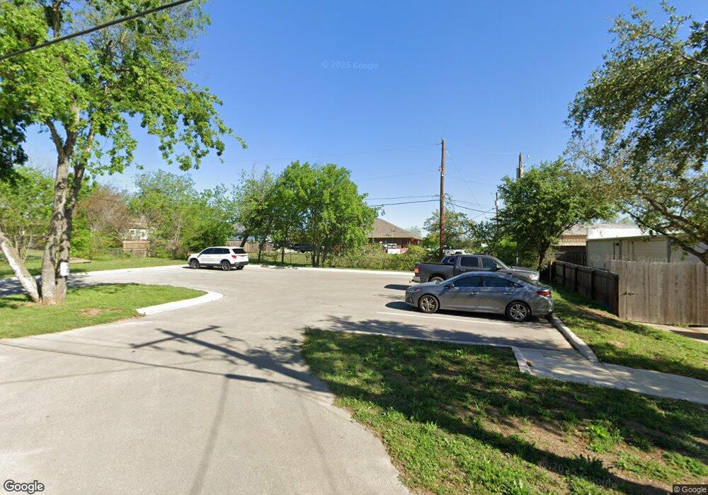 411 E Baylor St, Weatherford, TX 76086 - photo 1